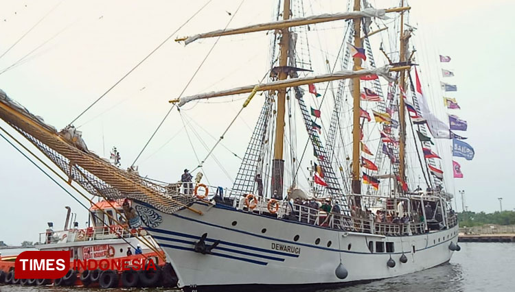 KRI Dewaruci 1