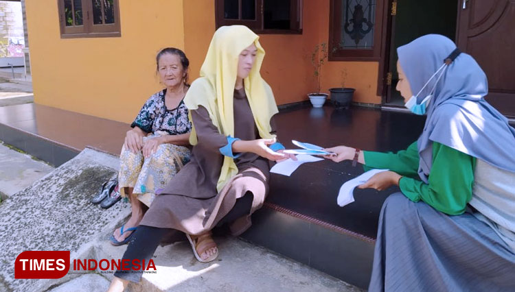Mahasiswa Unisma Malang Optimalkan Penggunaan Masker Melalui Edukasi