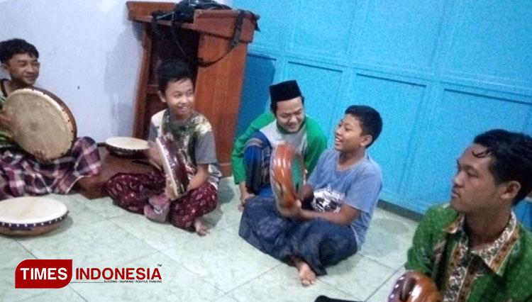 KSM-T Unisma Malang Cetak Generasi Islami melalui Hadroh