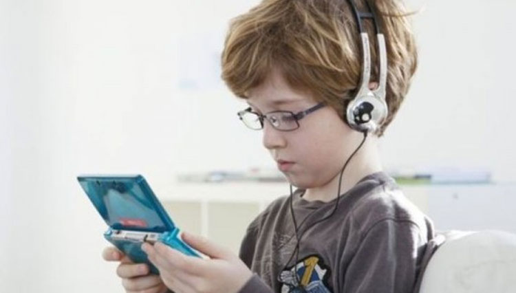 Waspada, Ini Dampak Kecanduan Game Online pada Anak