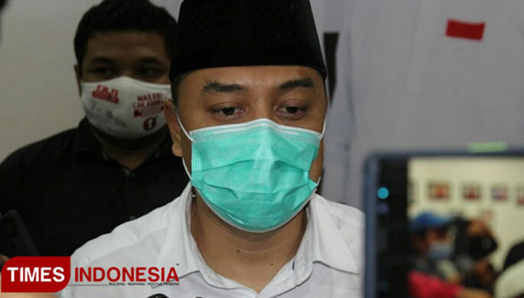 Wali Kota Surabaya Eri Cahyadi menargetkan penurunan Covid-19 dalam sepekan. (FOTO: dok. TIMES Indonesia)