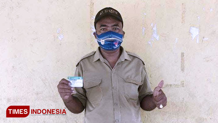 Markus Loba Ngongo warga Kota Tambolaka Kabupaten Sumba Barat Daya (SBD) peserta segmen PBI JKN-KIS BPJS Kesehatan (FOTO: Habibudin/TIMES Indonesia)