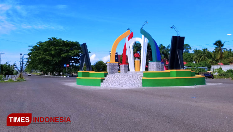 Tugu 99 Sofifi. (FOTO: Wahyudi/TIMES Indonesia)