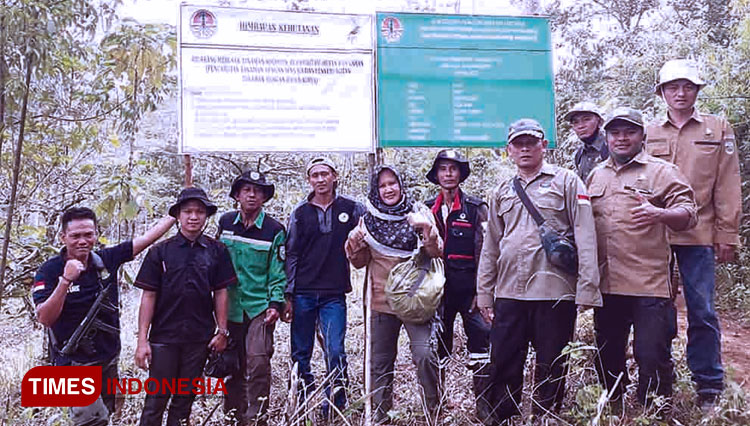 Personel KPH Dempo Wilayah X melakukan patroli hutan di kawasan Hutlin Gunung Patah. (FOTO: Tim KPH Wilayah X Dempo for TIMES Indonesia) 