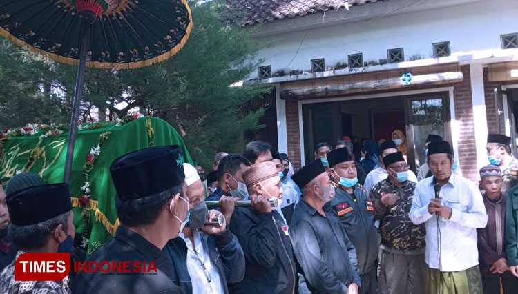 Hasan Abadi Dimakamkan, Ketua PCNU: Beliau Orang dengan Talenta Besar
