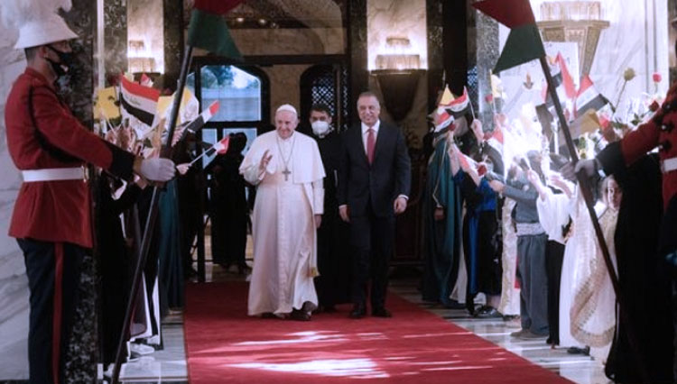 Perdana Menteri Irak Menyerukan Dialog Nasional Usai Dikunjungi Paus Fransiskus