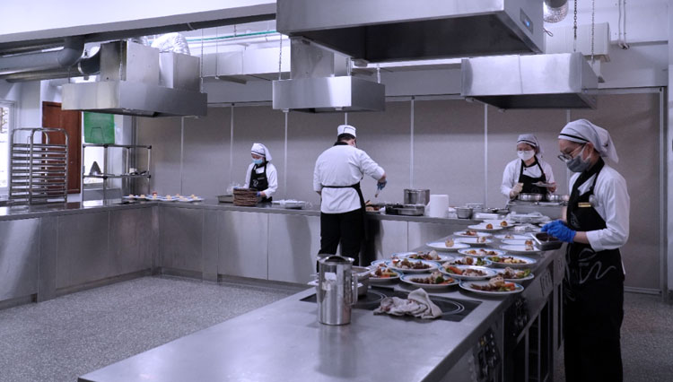 UK Petra Bangun Laboratorium untuk Fakultas Ekonomi dan Bisnis