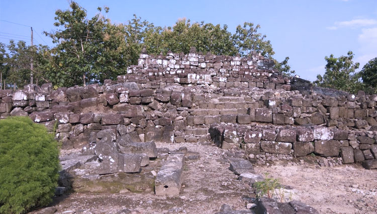 candi risan 2