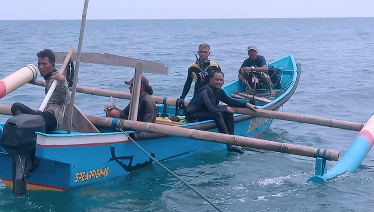 Proses pencarian kecelakaan laut (Foto : Tim gabungan pencarian korban kecelakaan laut)
