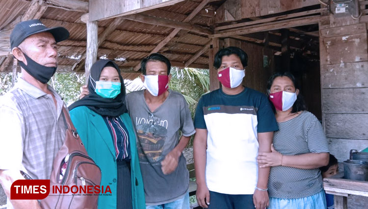 Cegah Penularan Covid- 19, KSM-T Unisma Malang Bagikan Masker