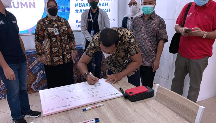 Djuragan Kreatif Indonesia, B