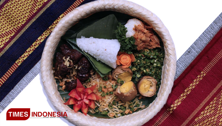 Nasi-Balap-Puyung-3.jpg