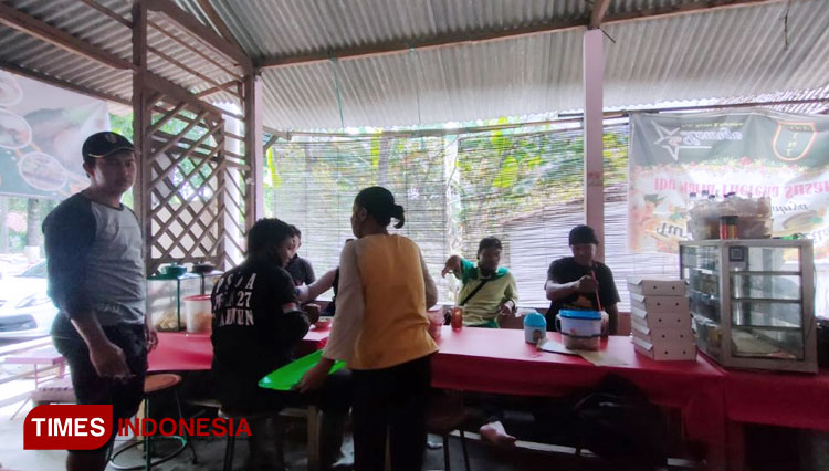 Warung Bu Pur 3