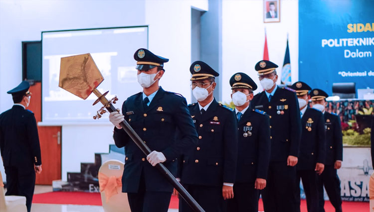 Pembukaan Dies Natalis ke-31 Poltekbang Surabaya, Rabu (17/3/2021). (Foto:Dok.Poltekbang Surabaya)