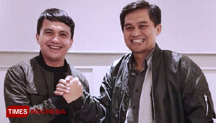 ​Ketua DPD PKS Kabupaten Bandung, Gun Gun Gunawan (kanan) saat bersama Wakil Bupati Bandung terpilih Sahrul Gunawan. (FOTO: Iwa/TIMES Indonesia)
