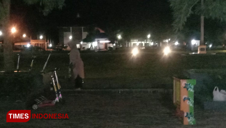 alun alun Parigi di Pangandaran b