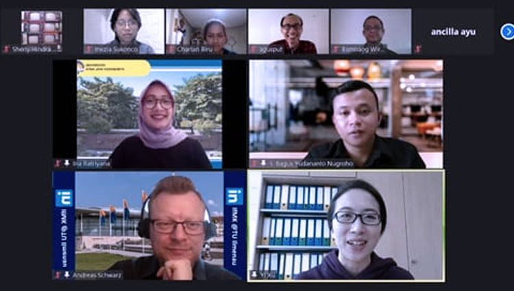 FISIP UAJY menggelar Webinar (FOTO: FISIP UAJY)