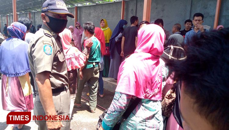 Kasatpol PP Esti Widodo q