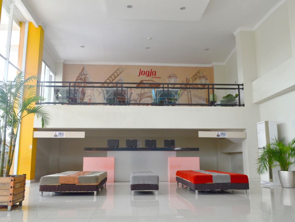 Lobby Edu Hostel Jogja 2