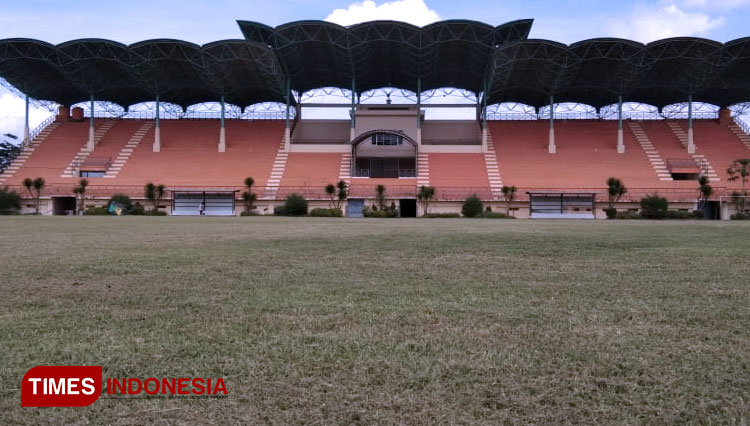 GOR Pangeran Timoer Kabupaten Madiun tetap terawat meskipun ditutup selama PPKM. (Romy Tri Setyo Wibowo/TIMES Indonesia)
