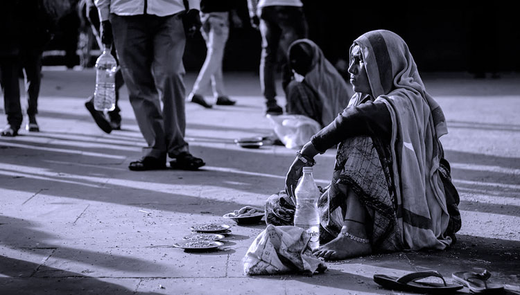 Ilustrasi Kemiskinan. (FOTO: Pixabay)