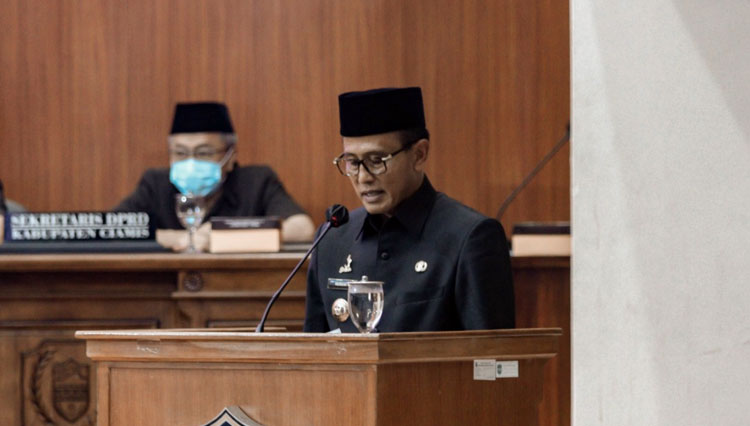 Pemkab Ciamis Serahkan 163 Program LKPJ ke DPRD Ciamis