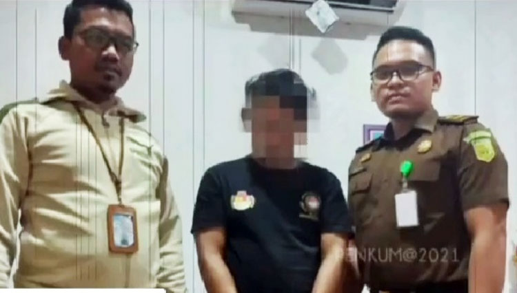 Buronan Fj saat ditangkap Tim Tabur (FOTO: Dok. Kejari Gunungkidul)