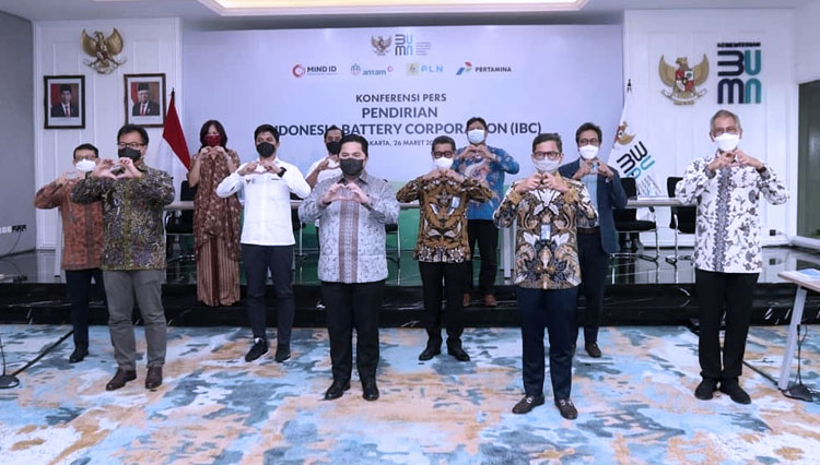 Menteri BUMN Erick Thohir b