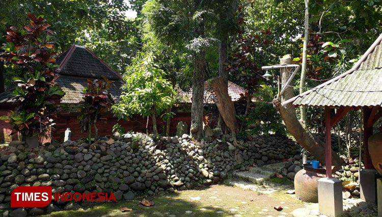 Situs sejarah dan wisata religi Pasarean Cirebon. (Foto: Dede Sofiyah/TIMES Indonesia)