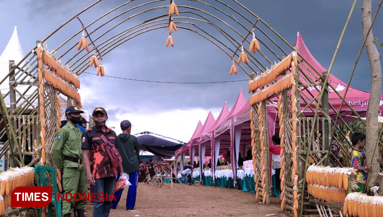 Keunikan Festival Panen Jagung b