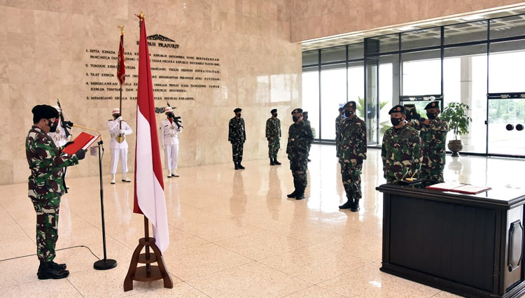 Panglima TNI Pimpin Upacara Penyerahan Jabatan Komandan Kodiklat TNI dan Sertijab Asisten Logistik TNI