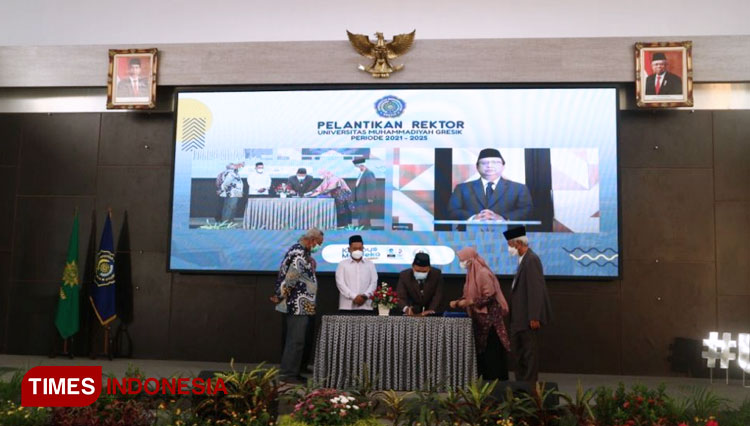 Pelantikan Rektor UMG. (FOTO: AJP TIMES Indonesia)
