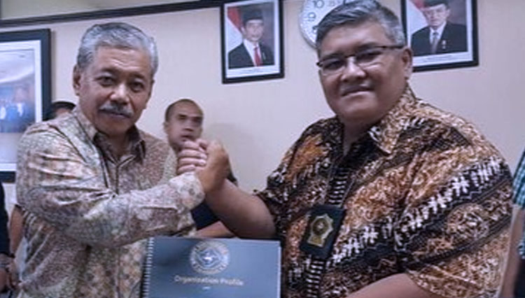 ABU-Indonesia-bersama-Ketua-Umum-KORMI-Nasional.jpg