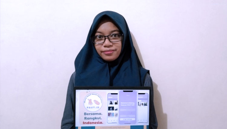 Clara Demmy Dwi Anisha Imansari, mahasiswa Universitas Muhammadiyah Malang (UMM) merancang aplikasi berbasis kesehatan mental bernama PAUT.ID. (FOTO: Humas UMM)