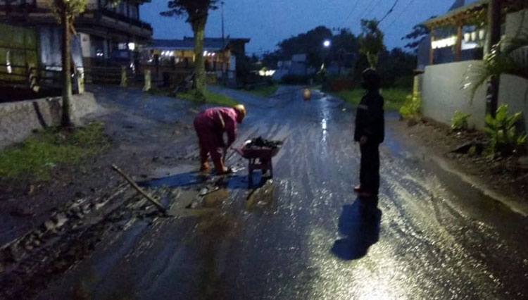 banjir di Desa Sumbergondo b