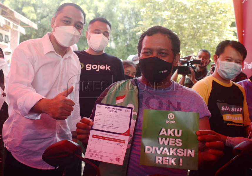 Surabaya Kini Punya Layanan Vaksinasi Covid-19 Drive-thru