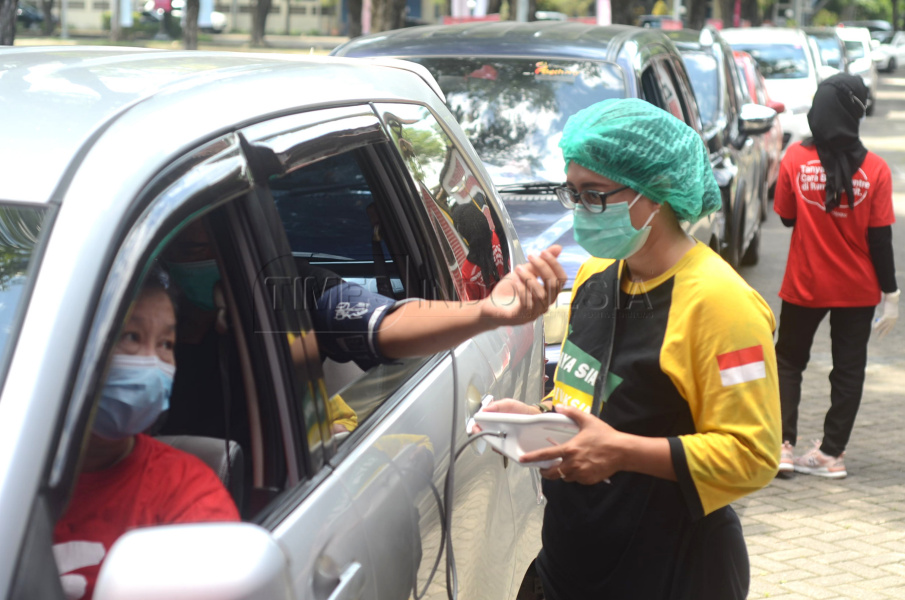 Surabaya Kini Punya Layanan Vaksinasi Covid-19 Drive-thru