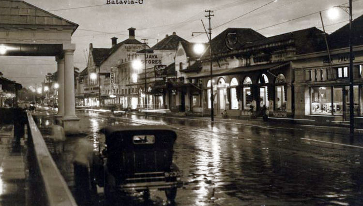 Kota Batavia (Foto: Twitter potretlawas via Hipwee)