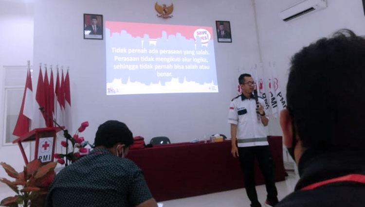 KSR PMI Unisma mengikuti Pelatihan Pertolongan Pertama di Pusdiklat PMI Kota Malang. (FOTO: AJP TIMES Indonesia)