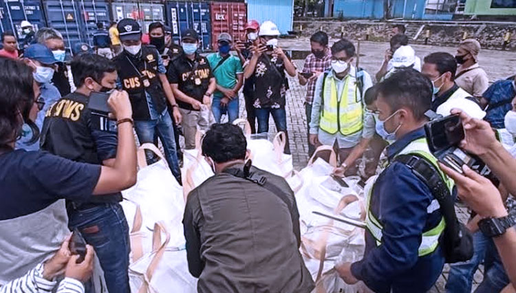 Mengandung Radioaktif, Kementerian ESDM Tahan Zirkon Seberat 200 Ton