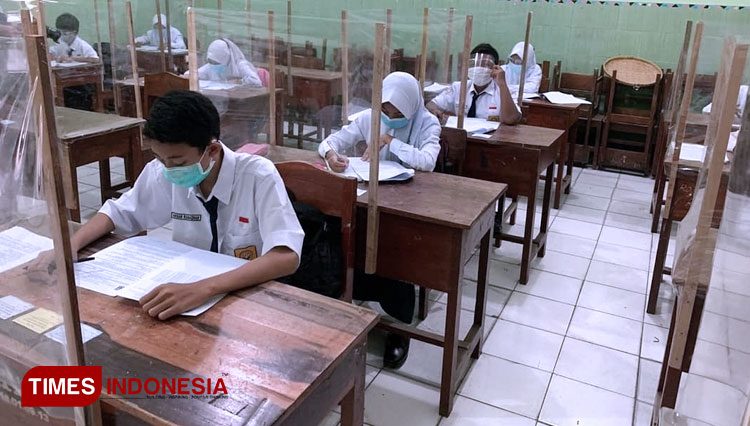 Pelaksanaan sekolah tatap muka di tengah pandemi Covid-19. (Foto: dok. Times Indonesia) 
