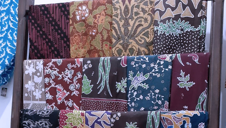 Produk Batik Sariwarni AB