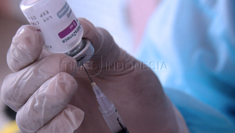 Vaksin Astra Zeneca. (Foto: Adhitya Hendra/TIMES Indonesia)
