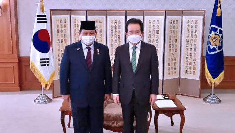 Menhan Prabowo Subianto bersama Perdana Menteri Republik of Korea (RoK) Chung Sye-Kyun. (Foto: Dokumentasi Kemhan)