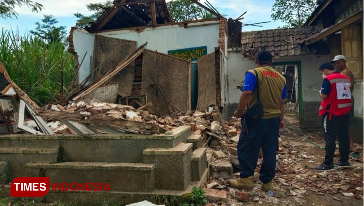 Rumah Rusak akibat Gempa Malang. (foto: Dok.TIMES Indonesia)