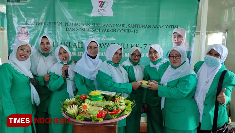 Harlah ke 71 Fatayat NU, pengurus Cabang Fatayat NU Kabupaten Malang di kantor MWC NU Kepanjen, Kabupaten Malang, Minggu (11/4/2021). (FotoL Gilang/TIMES Indonesia)