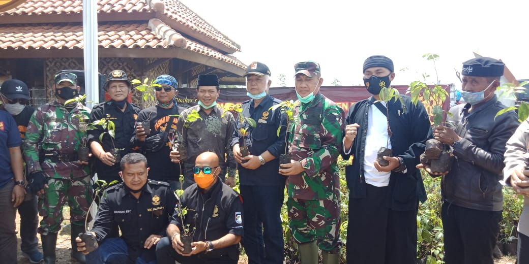 Dadang-Supriatna-2.jpg