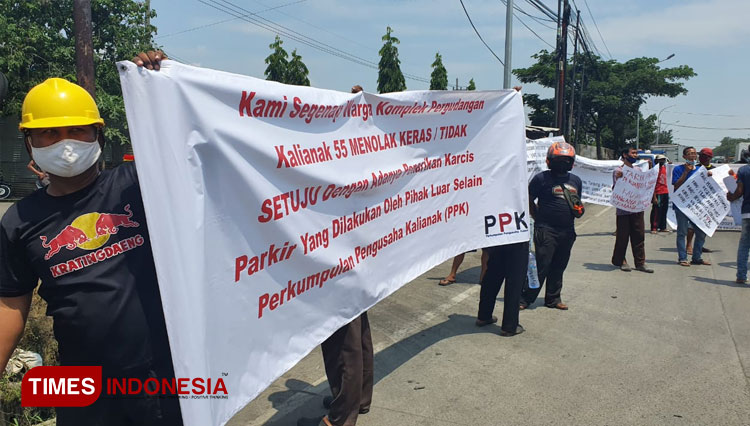 Kalianak-Demo-2.jpg
