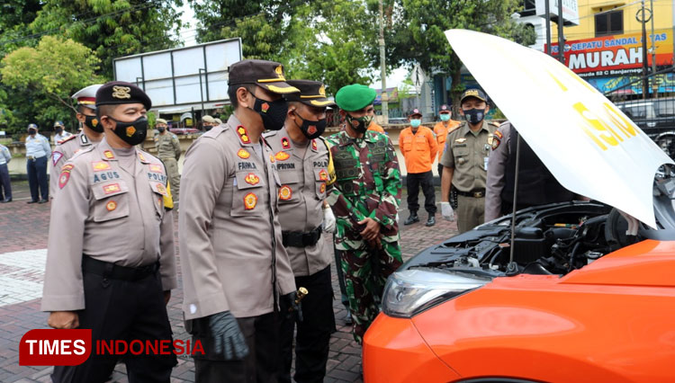 Kapolres Banjarnegara AKBP Fahmi Arifrianto SH SIK MH MSi saat gelar Operasi Keselamatan Candi 2021. (FOTO : Humas Polres for TIMES Indonesia)