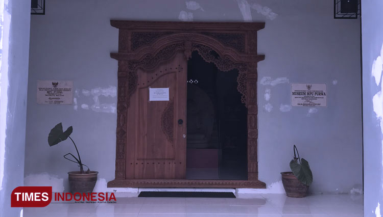 The entrance door to Mpu Purwa Museum. (Photo: Ratu Bunga/TIMES Indonesia)